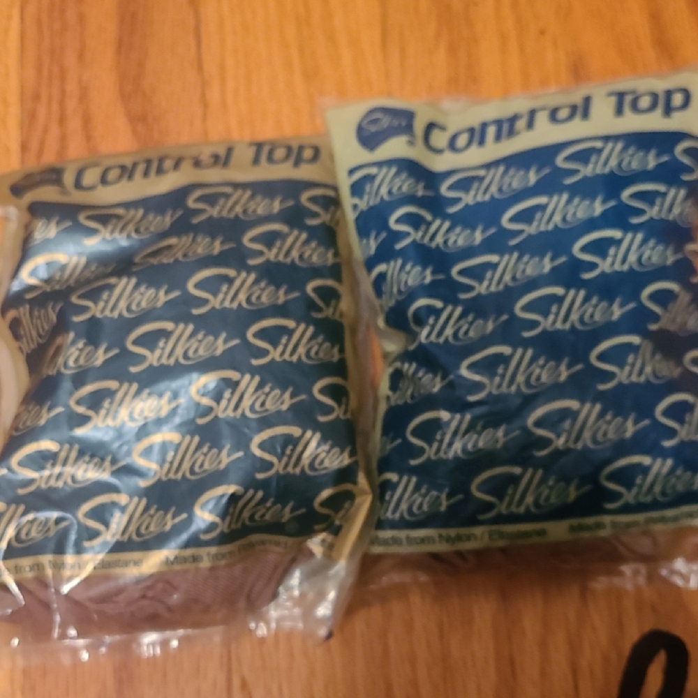 Silkies Control Top Pantyhose - Blue and Cream